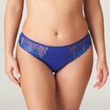 Prima Donna String